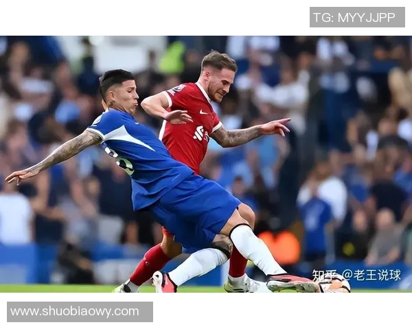 悉尼足球队与利物浦展开友谊赛激战球迷期待精彩对决